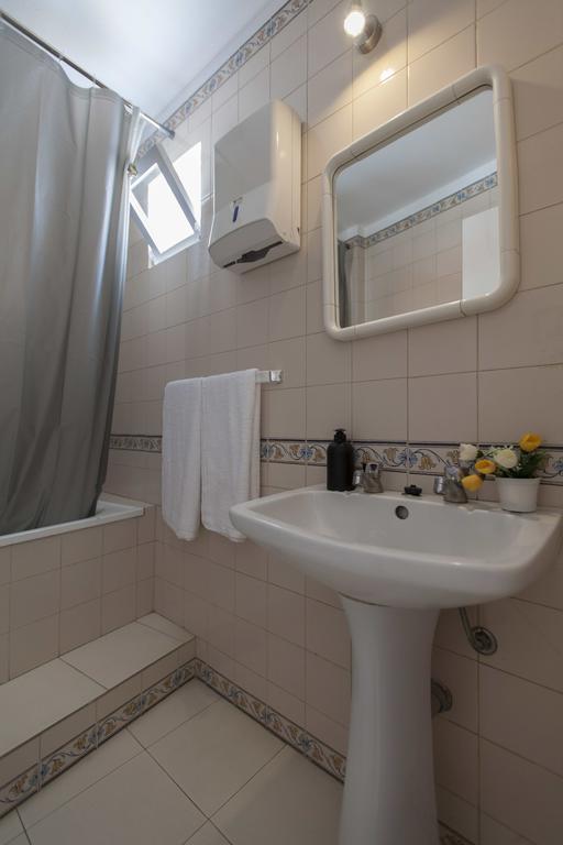 Guest House First Floor لاغوس المظهر الخارجي الصورة